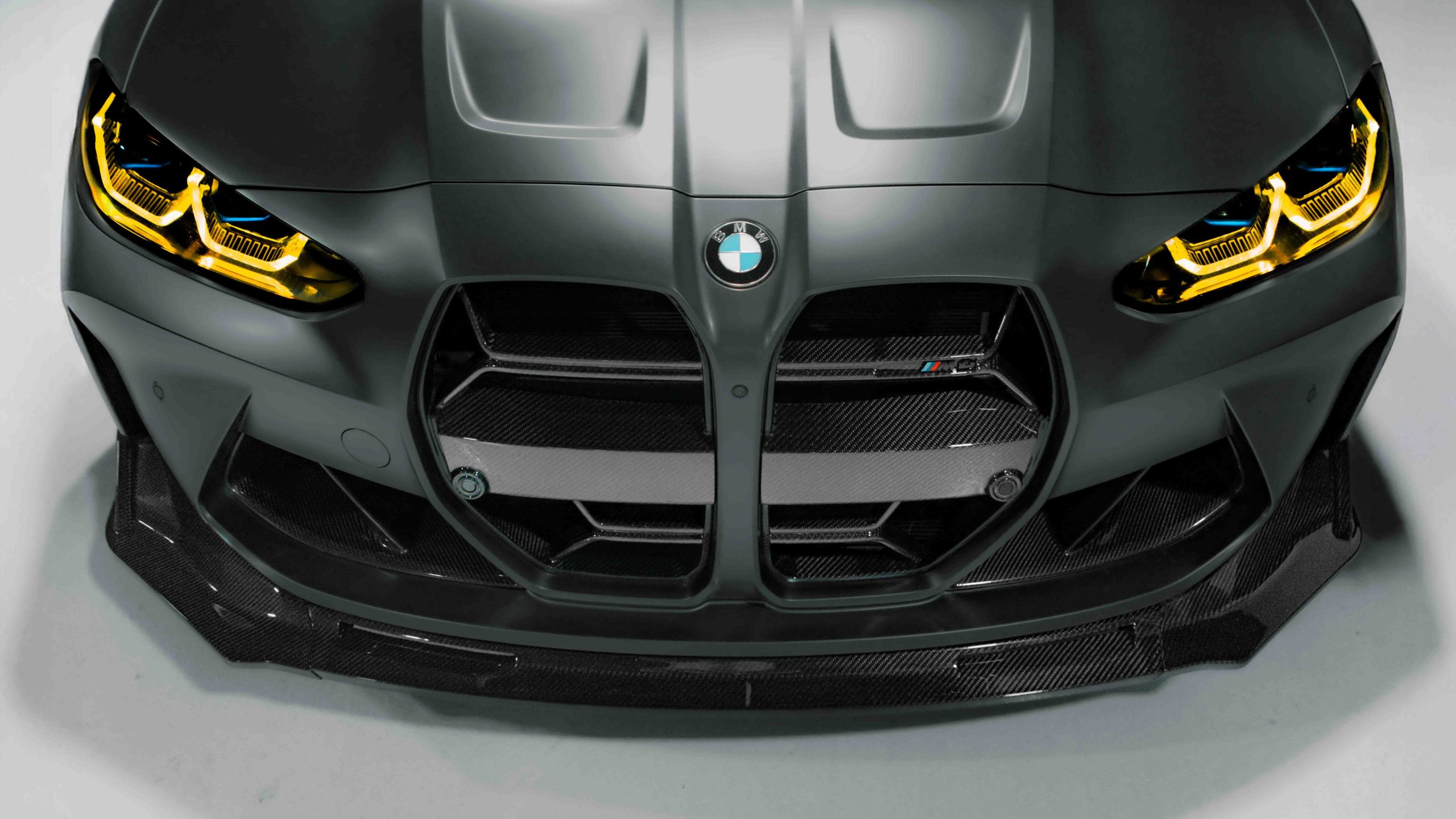 M4 G82 44 GROUP CARBON PARTS 2